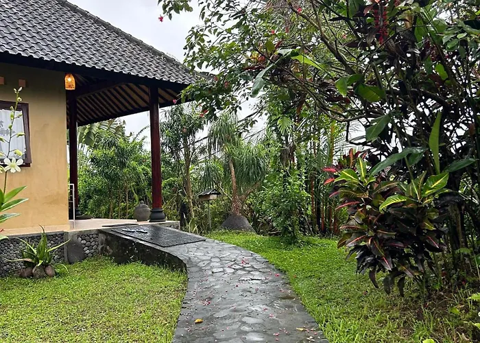 ベッド・アンド・ブレックファスト Rumah Tenun