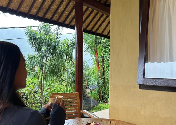 ベッド・アンド・ブレックファスト Rumah Tenun Karangasem